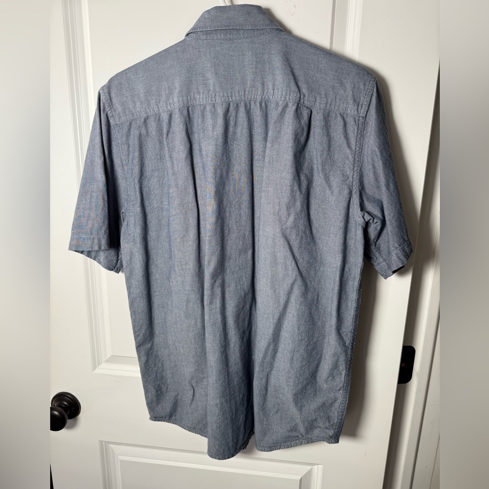Carhartt Loose Fit Work Button-Up—rugged, durable, and built for hard work. - Picture 3 of 5